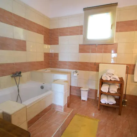 Frezia Complex - Frezia Maisonette *