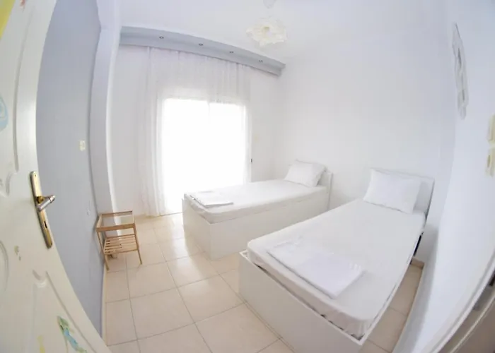 펜션 Frezia Complex - Frezia Maisonette *